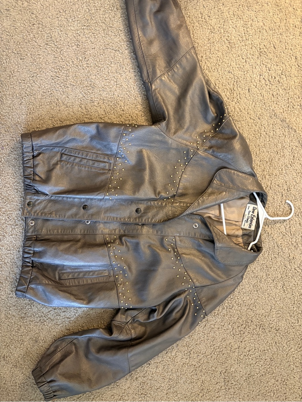 Dero Enterprises Vintage Women's Studded Leather Jacket - Gray